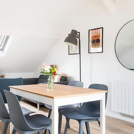 Agreable Et Spacieux 2 2 Sdb - Apartamento *