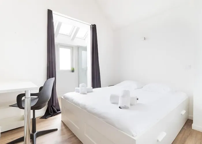 Agreable Et Spacieux 2 2 Sdb - *