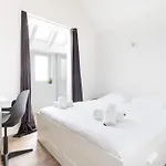 Agreable Et Spacieux 2 2 Sdb - *